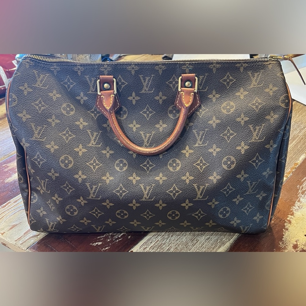 Louis Vuitton Brown Monogram Handbag Speedy 40